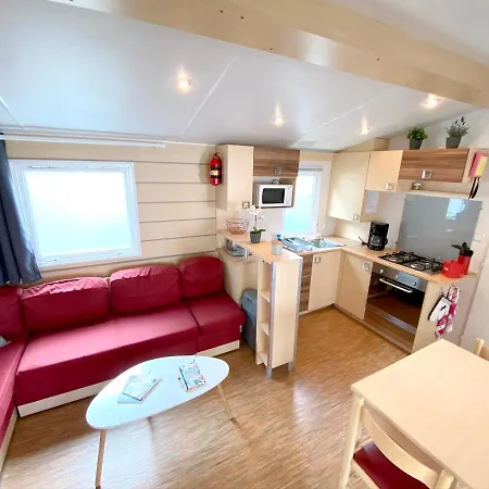 Bungalow De 3 Chambres A Jean De Monts Avec Piscine Partagee Et Jardin Amenage Casa vacanze Saint-Jean-de-Monts